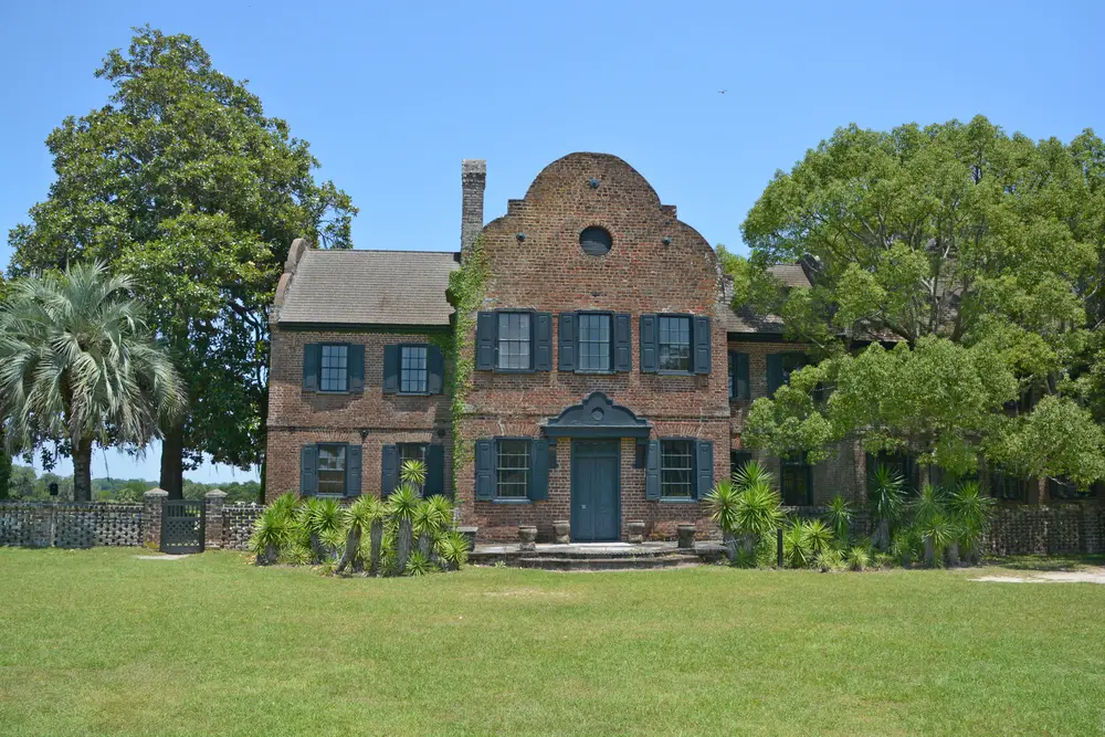 Photo of an old brick house on the Middleton Place plantation in South Carolina