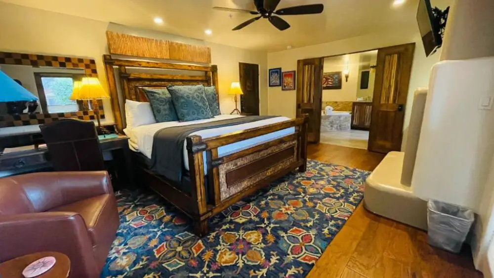 For a roundup of the best boutique hotels in Sedona Arizona, the native-american themed interior of the Casa Sedona Inn pictured on a nice day