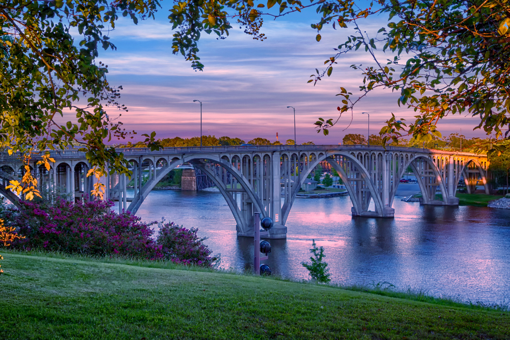Beautiful Broad Street Bridge crossing the river in Gadsden during the late summer, one of the least busy times to visit Alabama